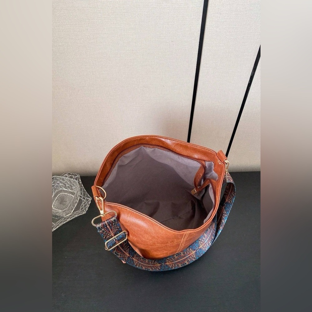 Zenana Retro Pattern Vegan Leather Crossbody Bag (camel - in stock) - Picture 4 of 6